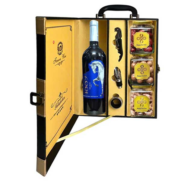 Hộp quà Tết Xuân Vàng May Mắn QTHN 90